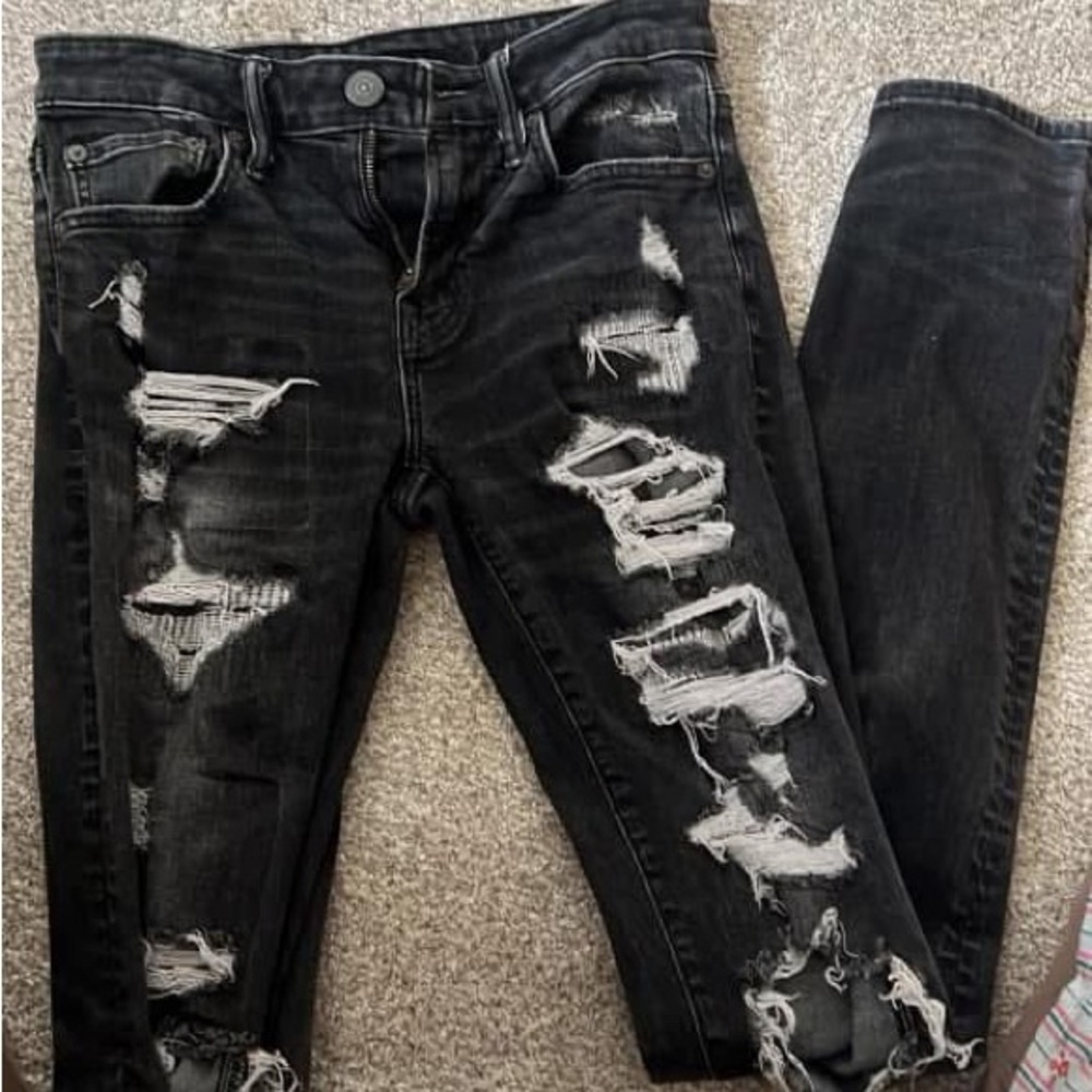 American Eagle Outfitters Men's Black Distressed Skinny Jeans
